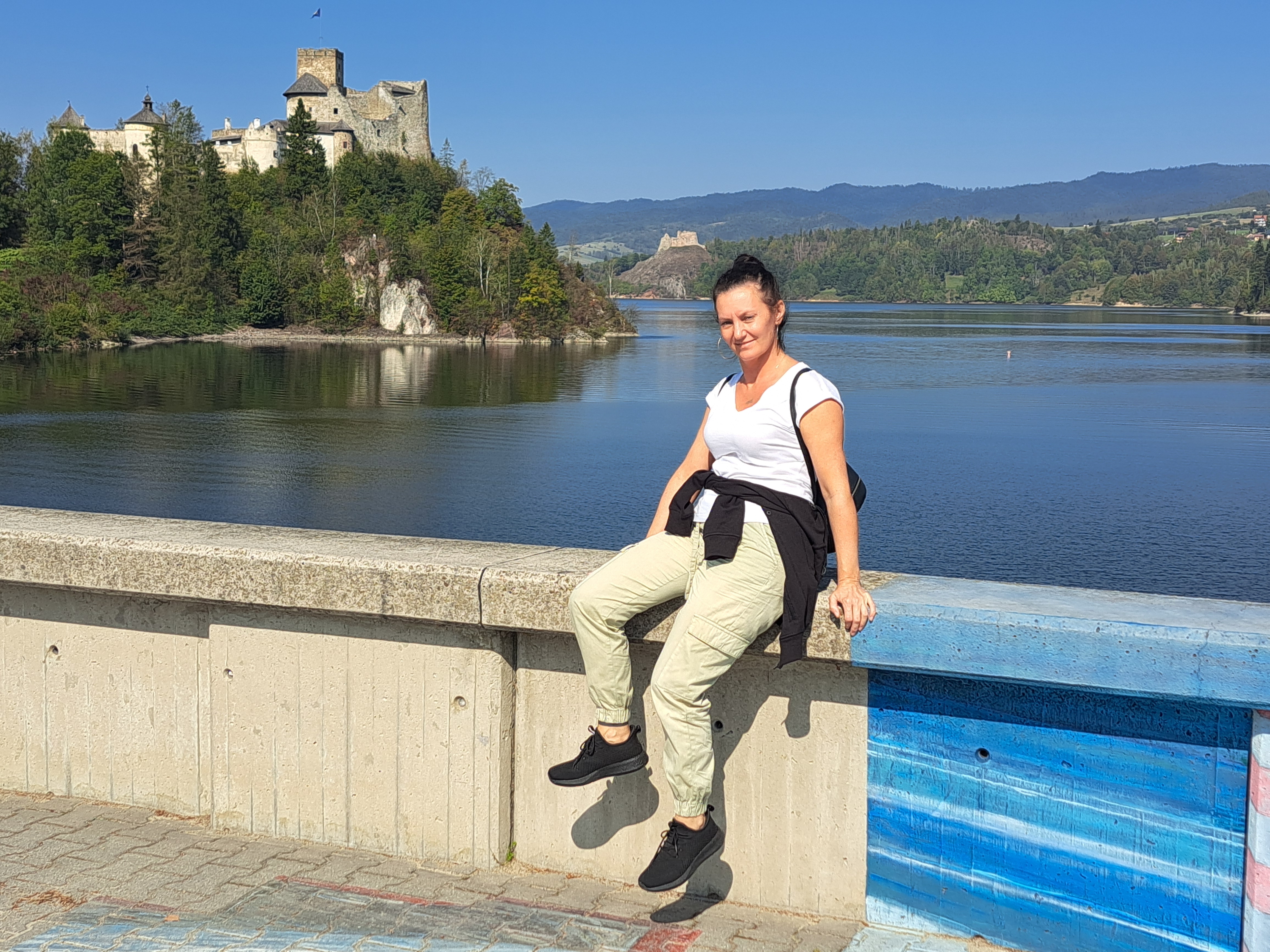 Zanim przyszła woda. Czorsztyn i Kluszkowce we wspomnieniach Agnieszki Radzikowskiej